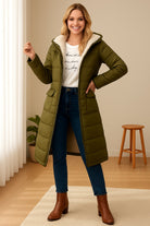 manteau femme longue coupe droite à capuche en vert foncé