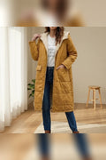 manteau femme longue coupe droite à capuche en jaune