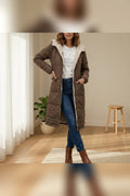 manteau femme longue coupe droite à capuche en marron
