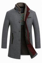 manteau homme chaud col montant coupe droite en gris