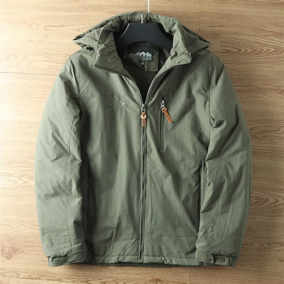manteau homme coupe droite capuche amovible en vert