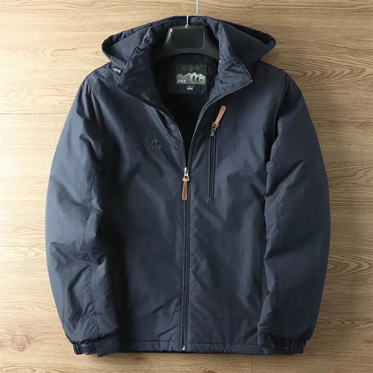 manteau homme coupe droite capuche amovible en marine