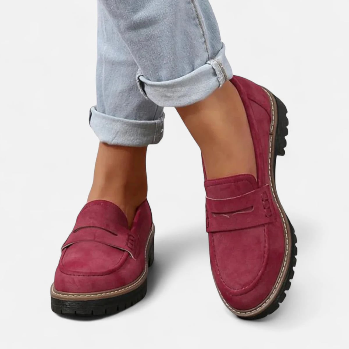 mocassin femme semelle plateforme crantée en rouge