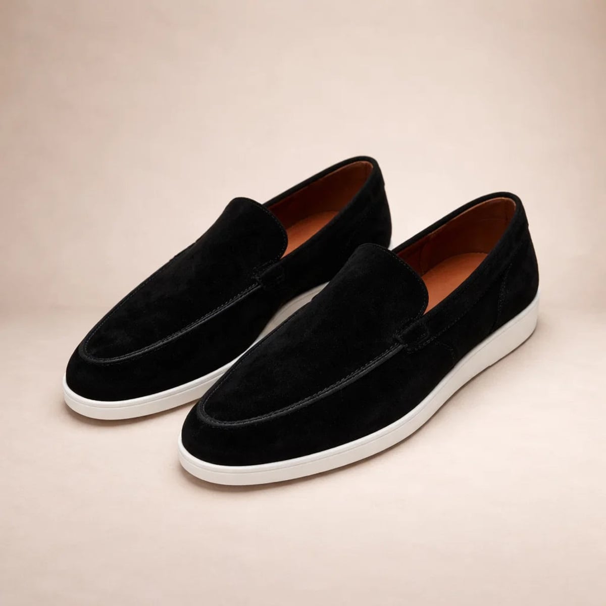 mocassin homme semelle blanche en noir