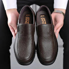 mocassin homme semelle épaisse sans lacets en marron trou