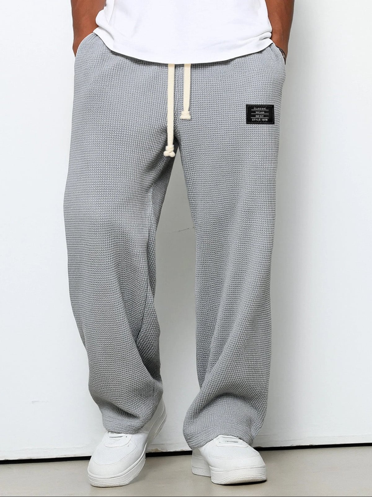 pantalon homme coupe droite large taille élastique en gris