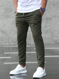 pantalon homme coupe droite taille mi-haute en vert