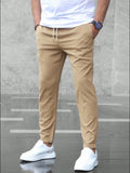 pantalon homme coupe droite taille mi-haute en kaki
