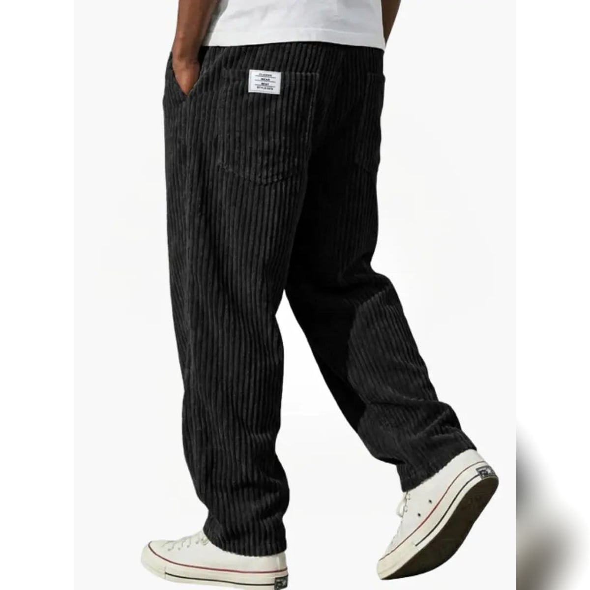 pantalon homme coupe large avec poches en noir