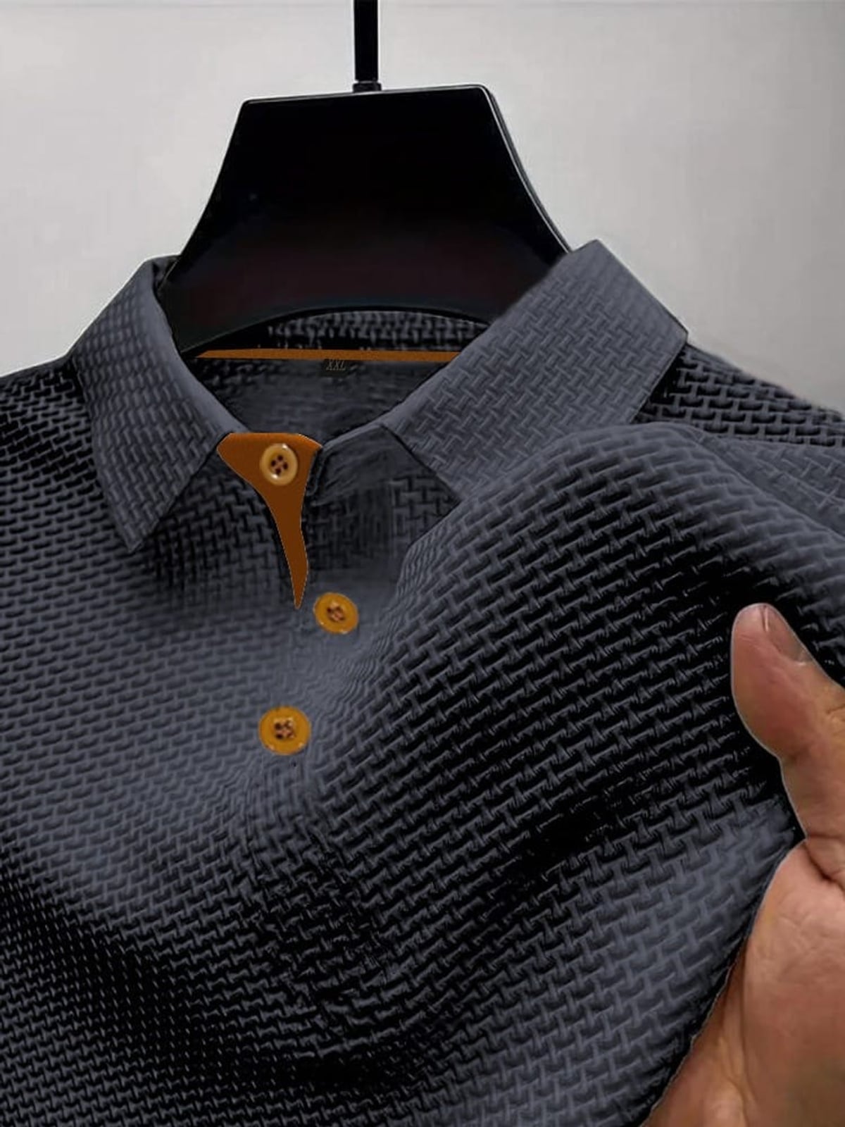 polo homme manches courtes col polo texturé en gris foncé