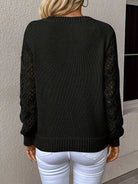 pull femme col en v manches ajourées en noir