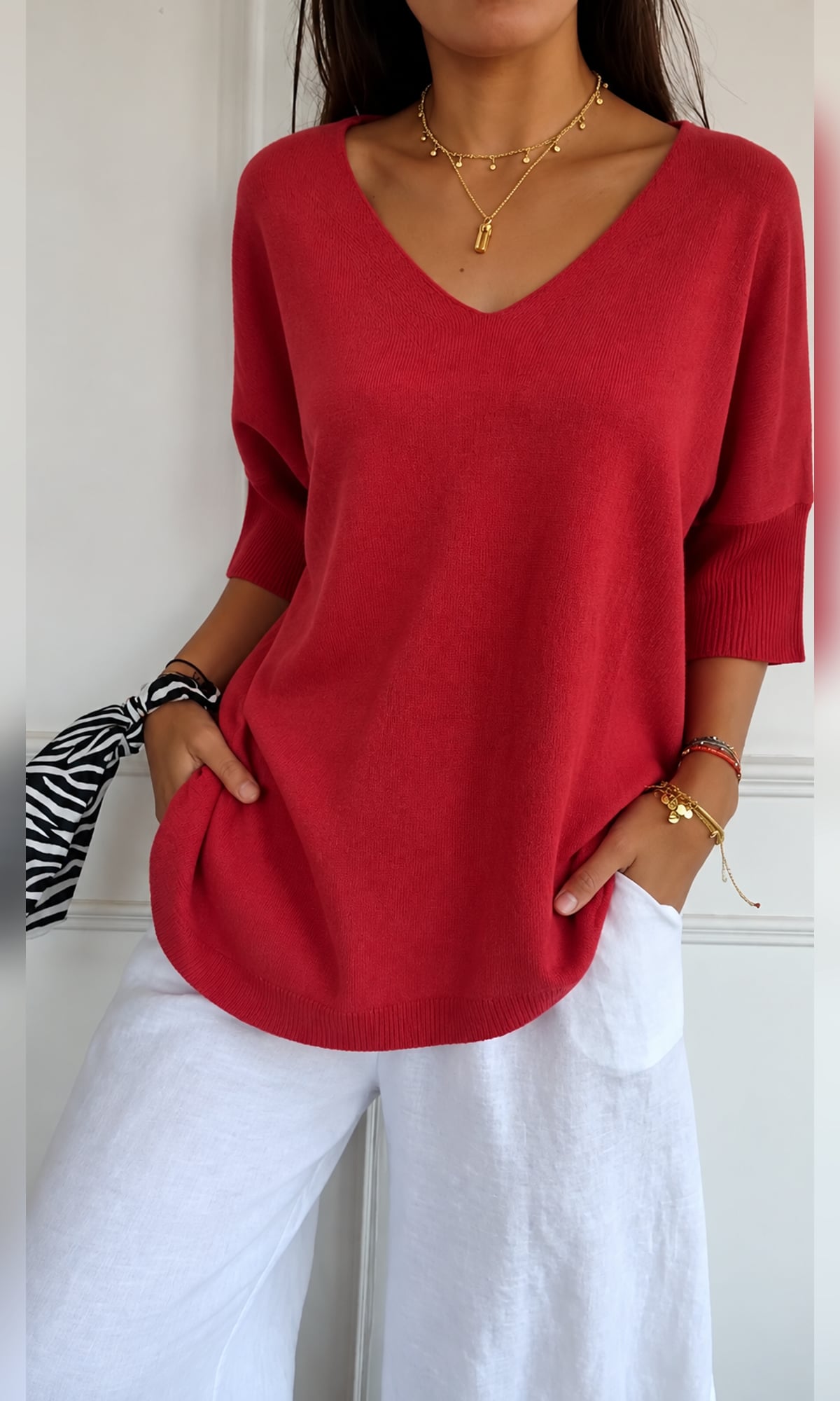 pull femme col en v manches trois-quarts oversize en rouge