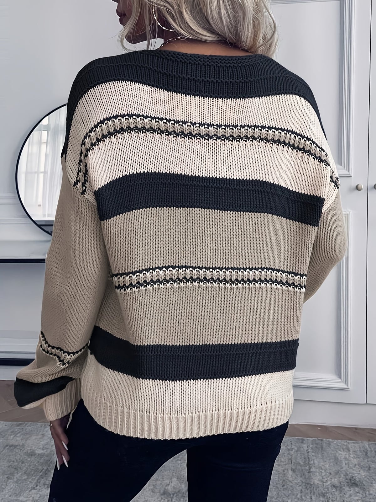 pull femme col en v rayures oversize en crème & marine