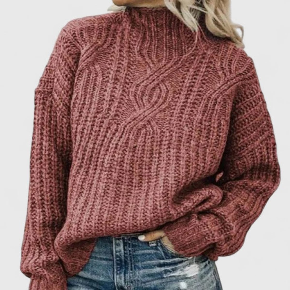 pull femme col montant torsadé oversize en rose