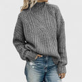 pull femme col montant torsadé oversize en gris