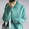 pull femme col roulé jacquard losanges oversize en bleu