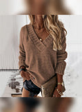 pull femme oversize col en v en café