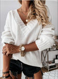 pull femme oversize col en v en blanc