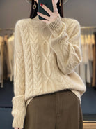 pull femme oversize col rond torsadé en beige naturel