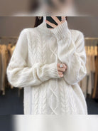 pull femme oversize col rond torsadé en blanc