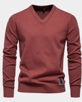 pull homme col en v coupe régulière en rouge