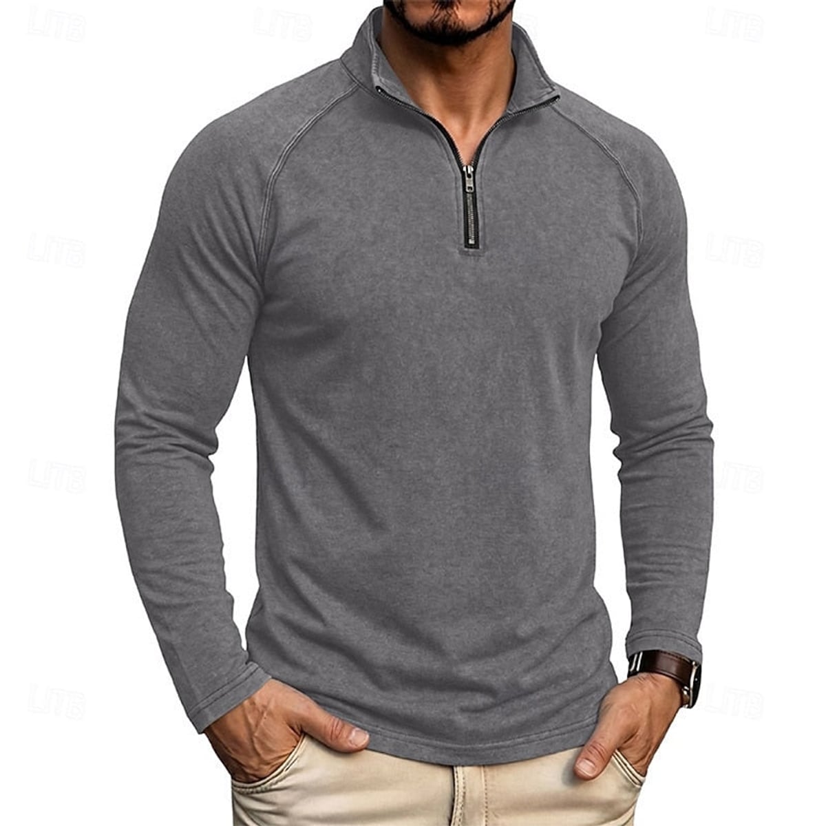 pull homme col zippé coupe décontractée en gris foncé