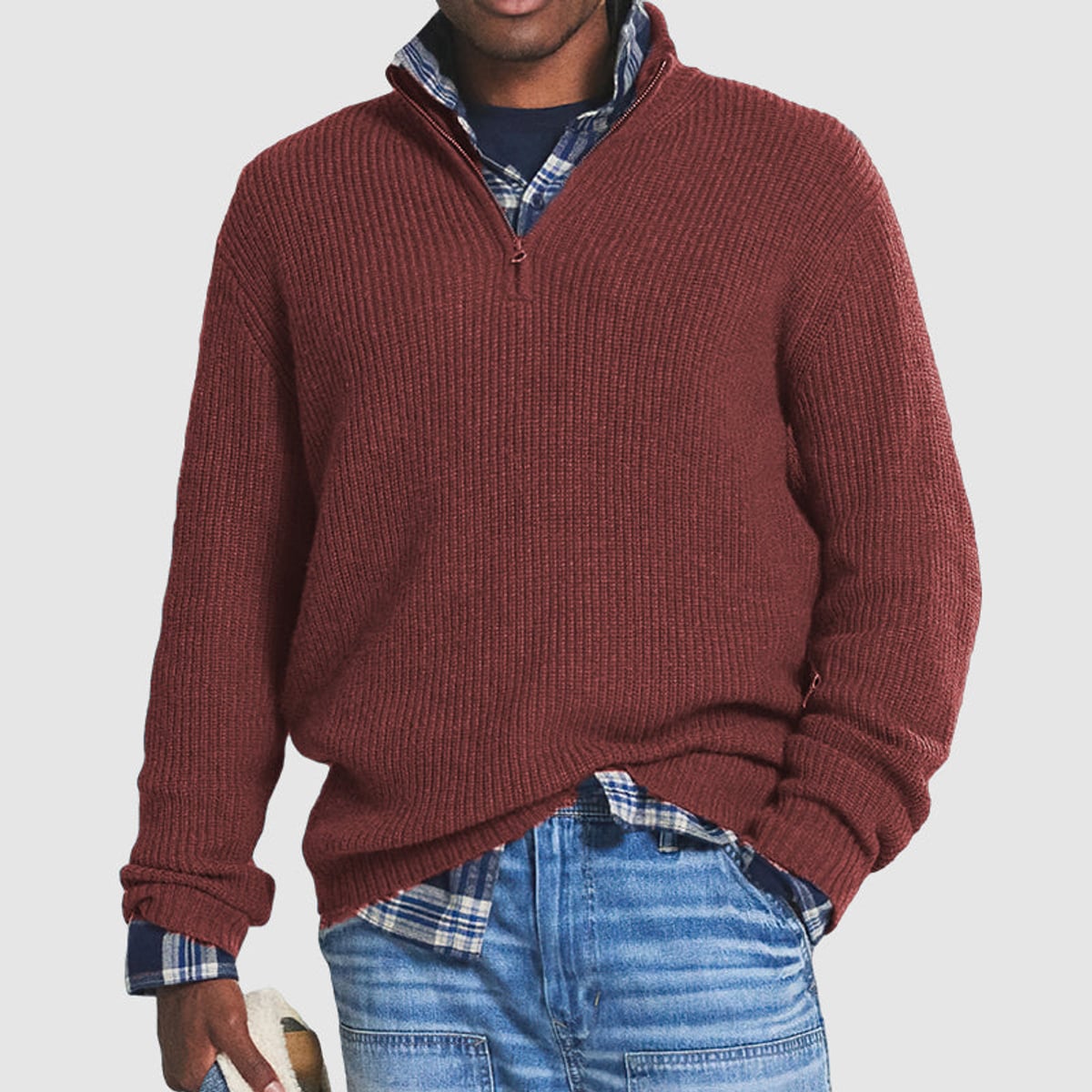 pull homme col zippé coupe droite en rouge