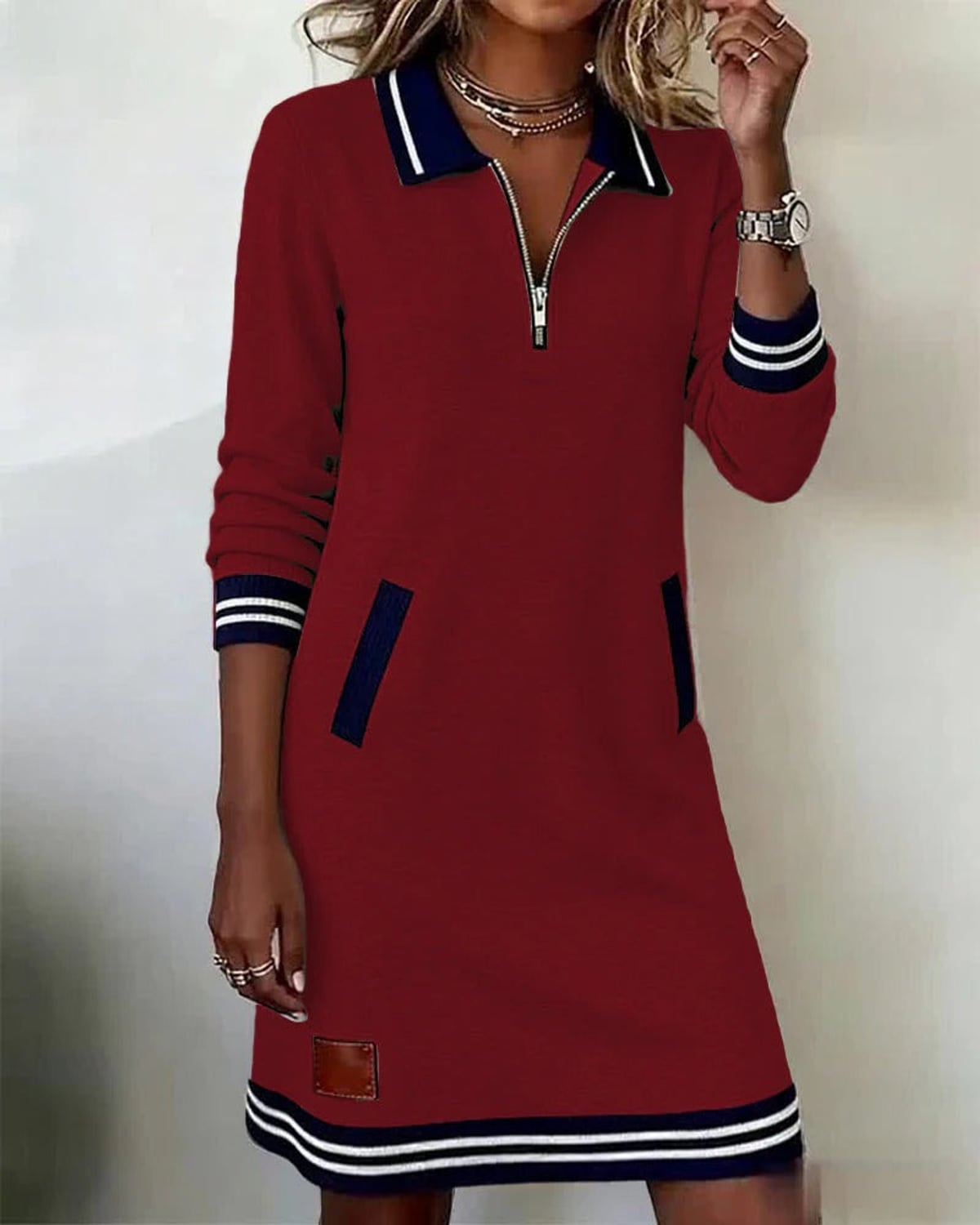 robe femme col polo zippé manches longues en rouge