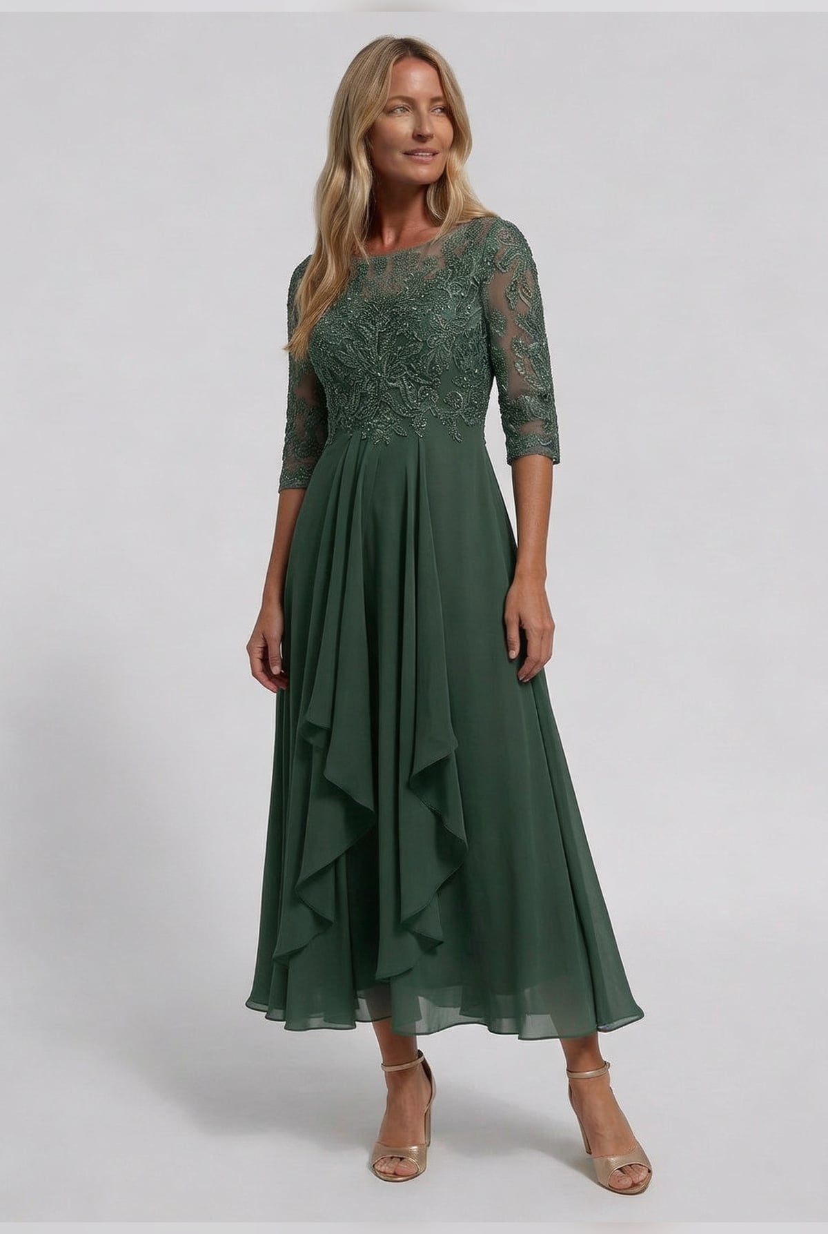 robe femme mi-longue brodée coupe évasée en vert