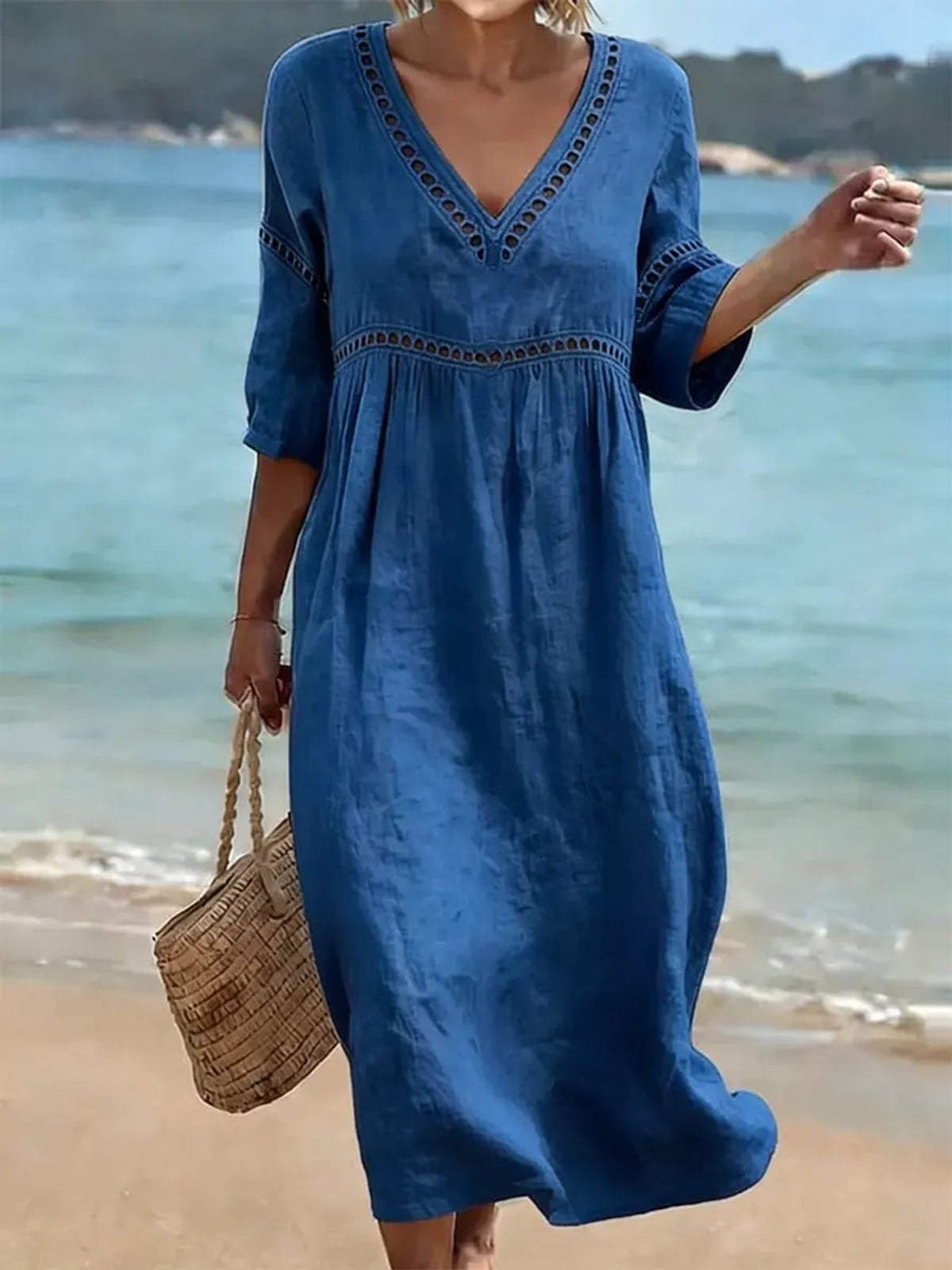robe femme mi-longue col en v coupe fluide en marine