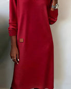 robe femme mi-longue col en v manches longues en rouge