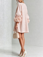 robe femme trapèze manches bouffantes boutons floraux