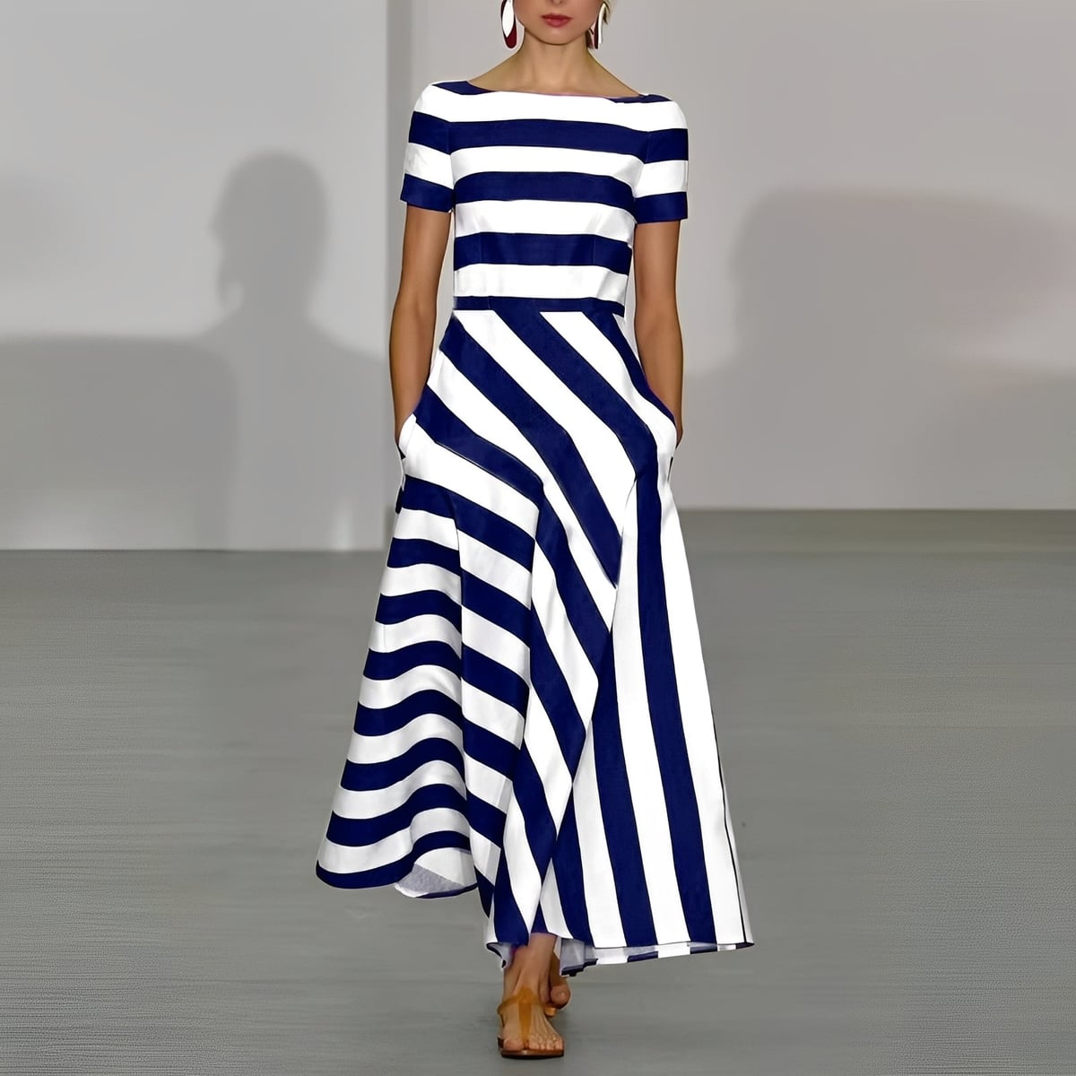 robe longue femme col bateau manches courtes en bleu