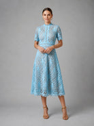 robe midi femme col montant dentelle en bleu ciel