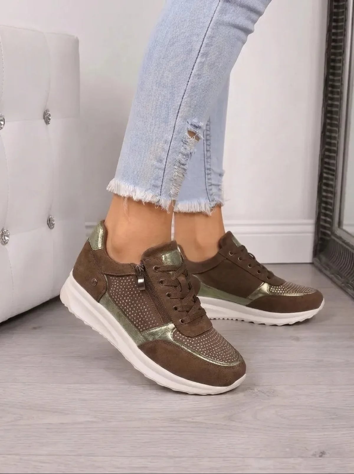 sneakers femme à lacets détail strass en marron