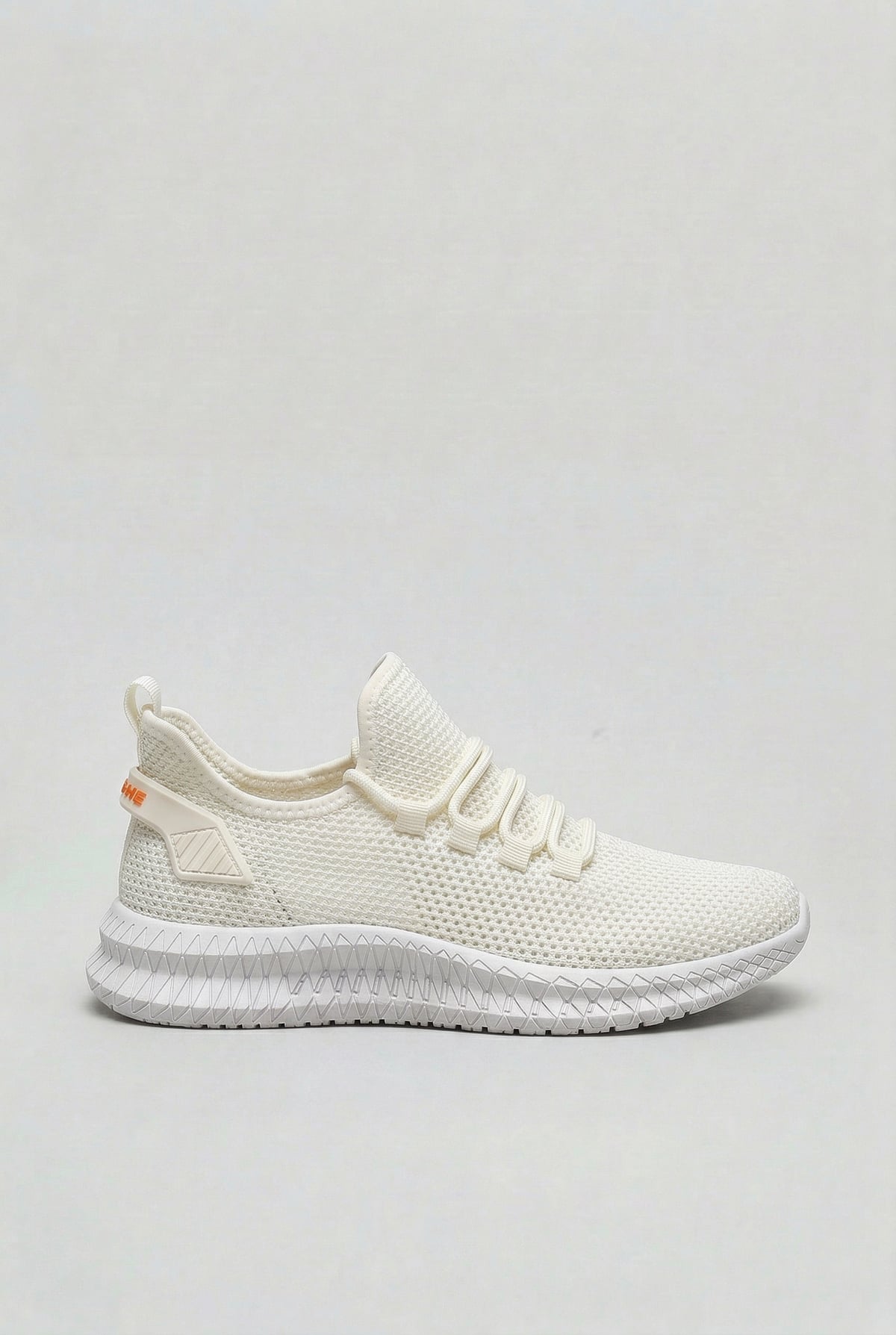 sneakers homme à lacets semelle souple en blanc