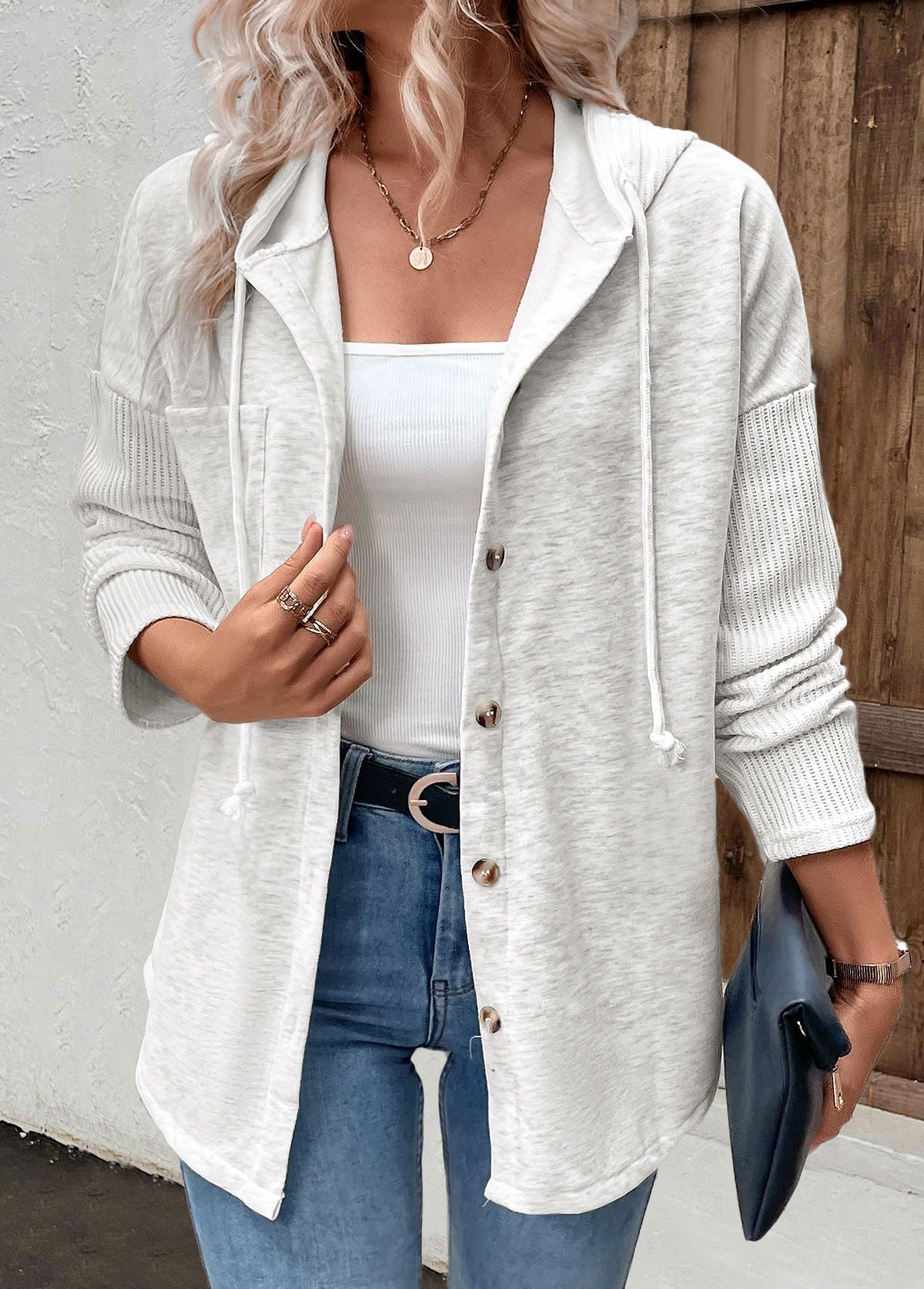 sweat à capuche femme oversize boutonné en gris clair