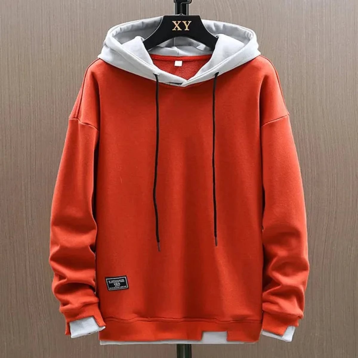 sweat à capuche homme coupe ample en orange