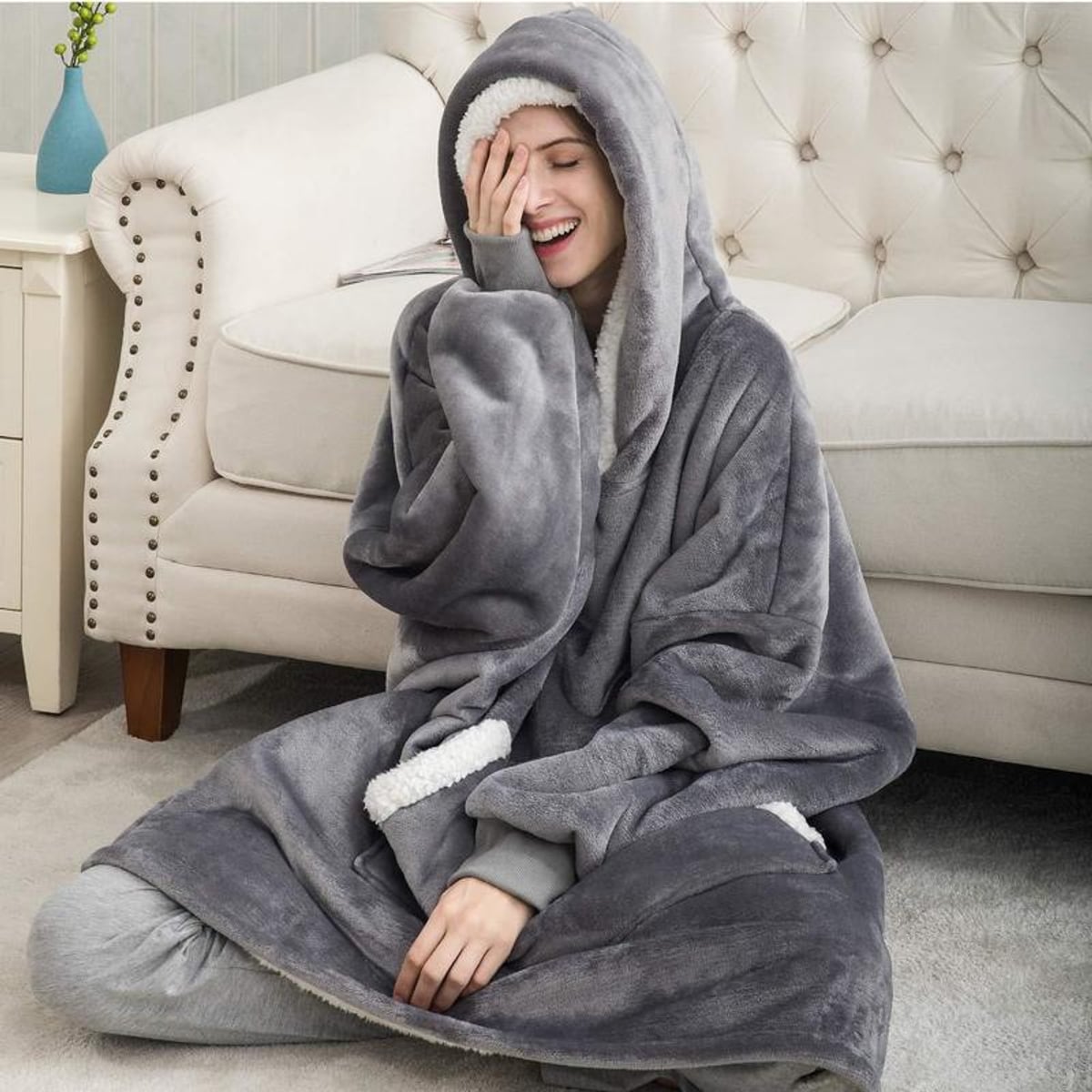 sweat femme oversize à capuche coupe enveloppante