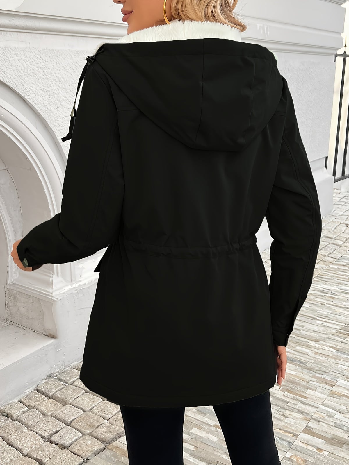 veste à capuche femme zippée coupe droite