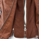 veste courte femme coupe ajustée à capuche en kaki