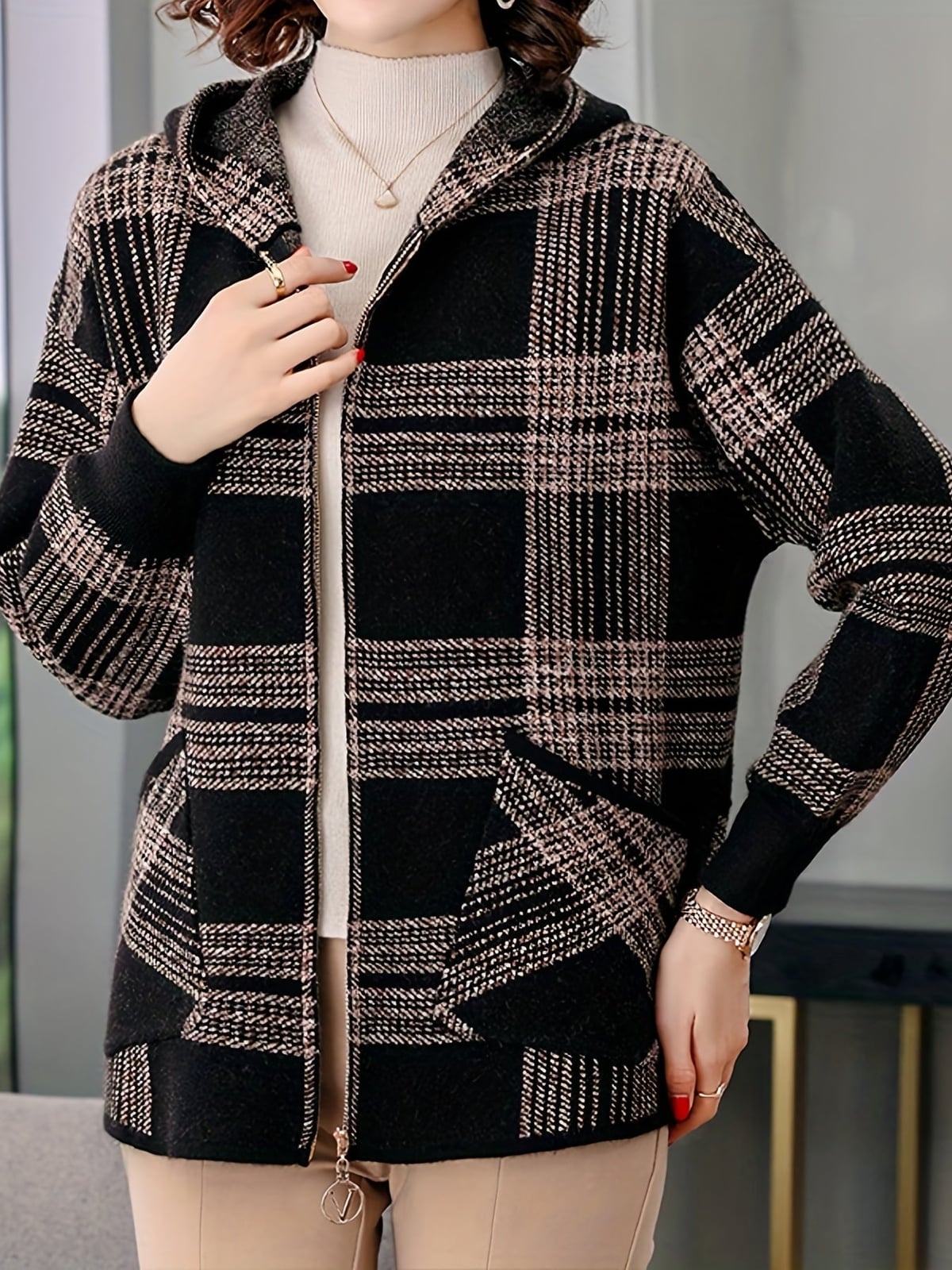 veste femme à capuche zippée carreaux en camel