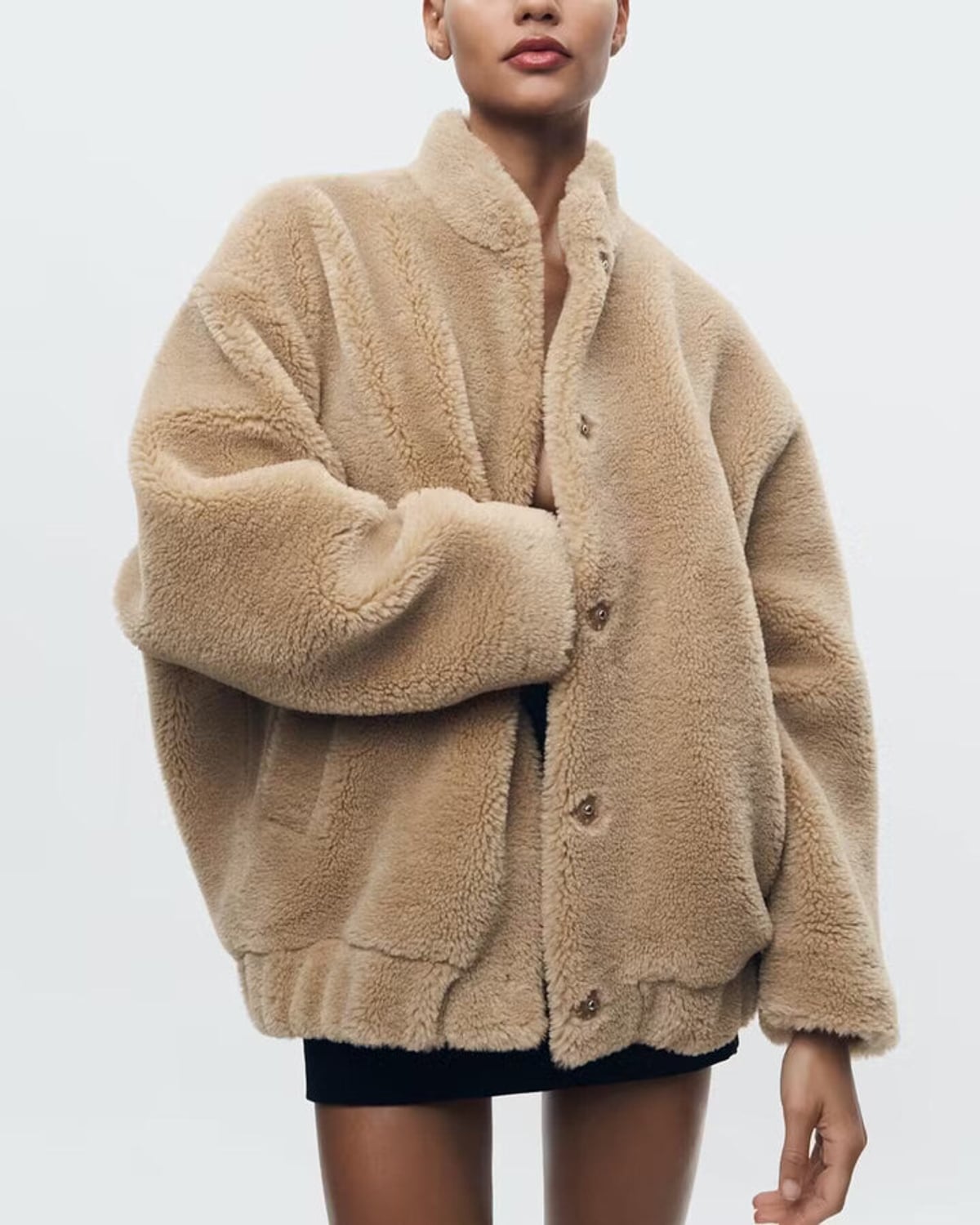 veste femme oversize col montant boutonnée en beige