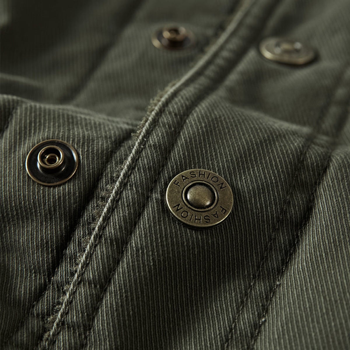 veste homme col montant à pressions