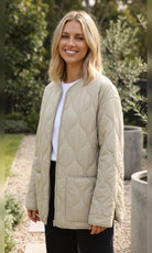 veste matelassée femme oversize col rond en beige